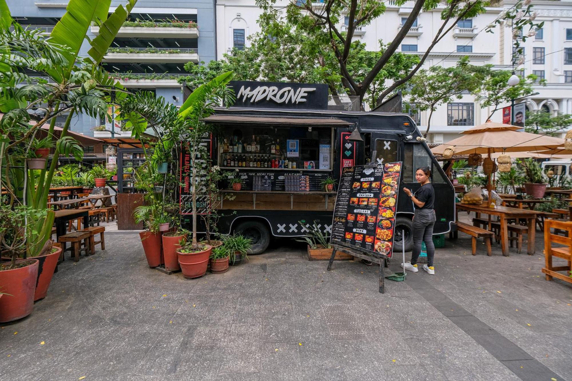 Bgc 2Br Uptown Parksuites With Balcony And Bathtub Manila Zewnętrze zdjęcie